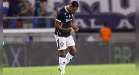Pedro Rocha marca mais dois e dispara na artilharia da Série B com 8 gols pelo Remo