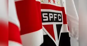 A vítima foi socorrida e retirada de maca do local, levada para o Hospital do Campo Limpo.