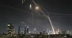 A inspeção da Agência Internacional de Energia Atômica feita nesta segunda, confirmando danos não tão extensos a duas instalações nucleares do Irã, sugere que talvez Tel Aviv precise das mais potentes bombas contra bunkers dos EUA para finalizar o serviço.