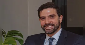 O prefeito de Belém usou as redes sociais para divulgar o anúncio do reajuste, que não ocorria desde 2015.