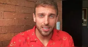 Leo Lins abre o jogo e revela se mudará tom de piadas após condenação.