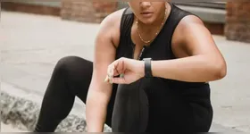 Estudo comprova que dispositivos vestíveis podem ser essenciais para a adesão à rotina de exercícios.