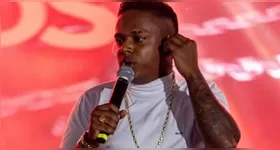 Conhecido como “Rei do Breguinha”, artista foi detido após agredir ex-companheira na Bahia.