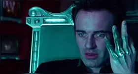 Morre o ator Julian McMahon, de Quarteto Fantástico, aos 56 anos.