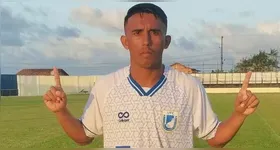 Marcelinho estava pilotando uma motocicleta quando, ao tentar desviar de um cachorro que atravessou a pista, perdeu o controle e caiu.