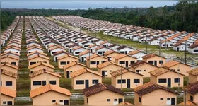 Ministro das Cidades, Jader Filho, assina contratos do Minha Casa, Minha Vida Rural, que vai beneficiar 91 famílias em comunidades do nordeste do Pará.