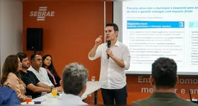 O ministro Jader Filho reforçou que, como o Ministério das Cidades é o responsável por políticas federais relacionadas a abastecimento de água e esgotamento sanitário em todo o Brasil, reuniões como essa se tornam fundamentais para somar esforços em prol das metas de universalização destes serviços, propostas pelo Marco do Saneamento.