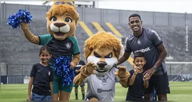 Ao lado dos filhos, Pedro Rocha participou da última atividade no Leão antes do confronto contra o Botafogo-SP