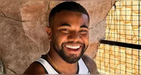 A denúncia também investiga a existência jurídica da entidade mencionada por Davi, a "Ação da Rua" e a transparência quanto ao controle, origem e destino das doações feitas pelas pessoas.