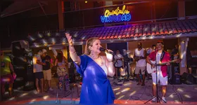 A banda e seus artistas convidados prometem entregar um combo completo com direito a open bar e pagode da melhor qualidade.