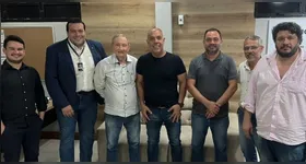 Equipe de comissão nas obras do CT do Clube do Remo