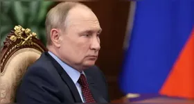Rússia ameaça ataque nuclear se Ucrânia avançar sobre territórios.