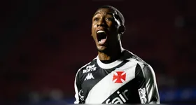 Rayan celebra gol marcado pelo Vasco no Morumbis
