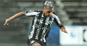 Nicolas, tem 23 anos e está em sua quarta temporada como profissional no Montevideo Wanderers.