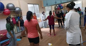 A terapia ocupacional faz bem para o corpo e a mente.