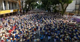 A alegria novamente tomou conta do centro de Belém no Arrastão do Pavulagem, que já é tradicional na capital