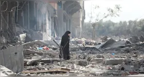 Israel continua a guerra contra o Irã, focando no colapso do Hamas em Gaza após 12 dias de conflito.