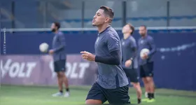 Pedro Rocha, atacante do Remo, ressalta a concentração da equipe na busca por mais três pontos no duelo deste sábado (14).