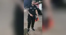 Testemunhas relataram momentos de pânico durante os disparos, mas se recusaram a prestar informações detalhadas tanto aos jornalistas quanto aos policiais da Divisão de Homicídios, com medo de retaliação.