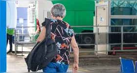 Agressões podem ocorrer tanto no ambiente familiar quanto em instituições ou locais públicos