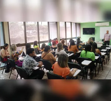 Imagem ilustrativa da imagem Servidores já podem se inscrever no curso de Tecnólogo em Gestão Pública