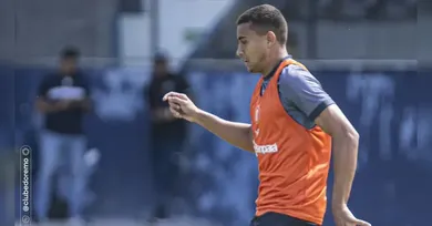 Imagem ilustrativa da notícia: Lesão na coxa tira Nathan Camargo dos próximos jogos do Remo