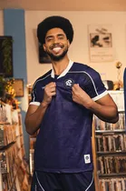 Imagem ilustrativa da notícia: Vídeo: Clube do Remo lança camisa retrô dos anos 90