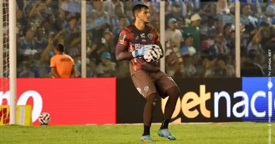 Imagem ilustrativa da notícia: Paysandu: Gabriel lamenta derrota e pede "cabeça no lugar"