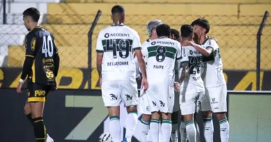 Imagem ilustrativa da notícia: Série B: Coritiba lidera e Remo pode subir para o 3º lugar