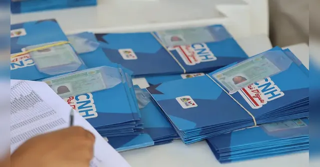 Imagem ilustrativa da notícia CNH Pai D’égua para mães atípicas: Detran divulga lista de classificadas