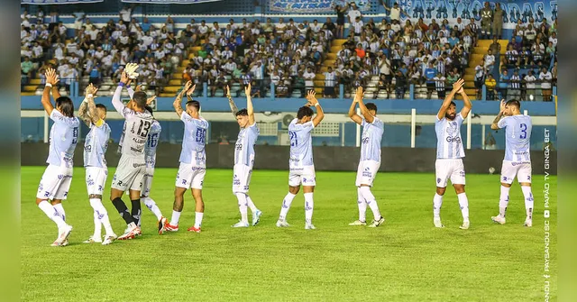 Imagem ilustrativa da notícia Paysandu enfrenta Atlético-GO em busca de vitória para sair do Z-4