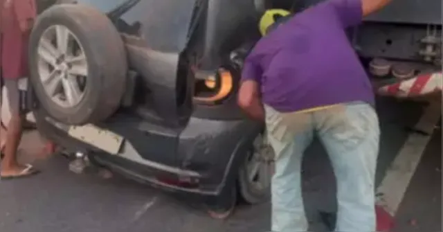 Imagem ilustrativa da notícia Bebê morre em colisão entre carro e caminhão na BR-230 no Pará