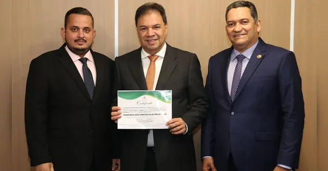 Imagem ilustrativa da notícia Deputado Chicão recebe título de cidadão xinguense