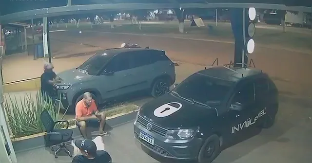 Imagem ilustrativa da notícia IMAGENS FORTES: Empresário é morto a tiros em Dom Eliseu