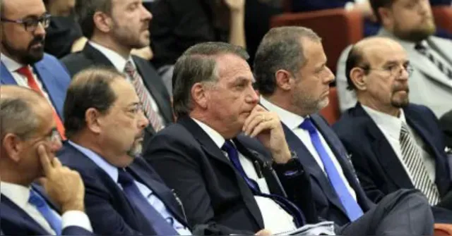 Imagem ilustrativa da notícia STF: 2º dia de interrogatórios inclui ex-chefe da Marinha e pode ter Bolsonaro