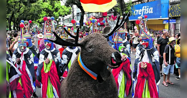 Imagem ilustrativa da notícia Pavulagem encerra festejos juninos com cortejo emocionante