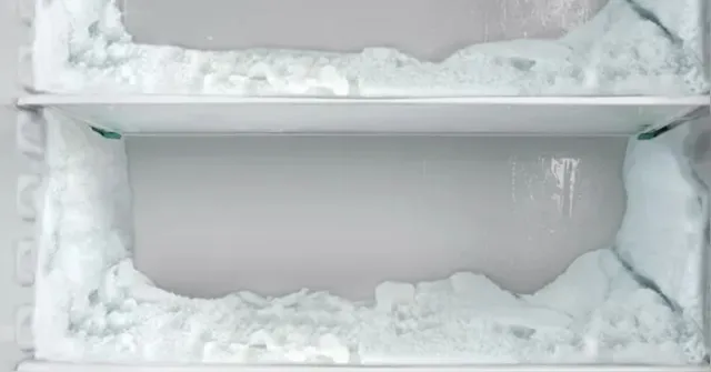 Imagem ilustrativa da notícia Dica infalível para remover gelo acumulado no freezer