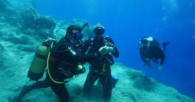 Imagem ilustrativa da notícia Achado de navio no fundo do mar revela cerâmicas intactas de 2 mil anos