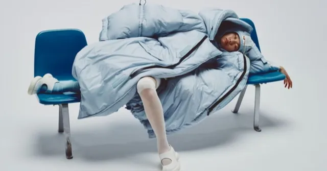 Imagem ilustrativa da notícia Novo "traje do sono" tem tecnologia que facilita dormir em qualquer lugar