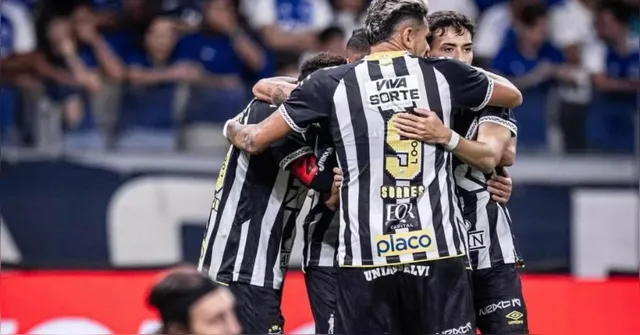 Imagem ilustrativa da notícia Santos resiste a domínio do Cruzeiro e vence por 2 a 1 no Mineirão