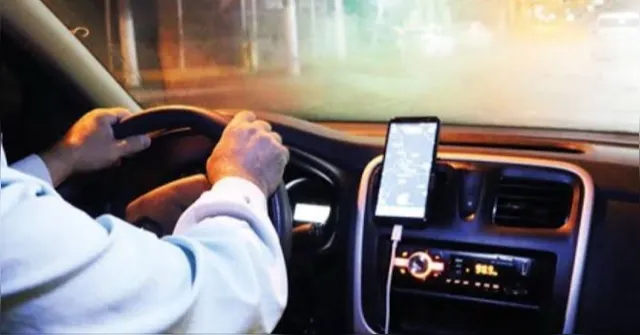 Imagem ilustrativa da notícia Veja como funciona esquema para aumentar preços em apps de carro e moto