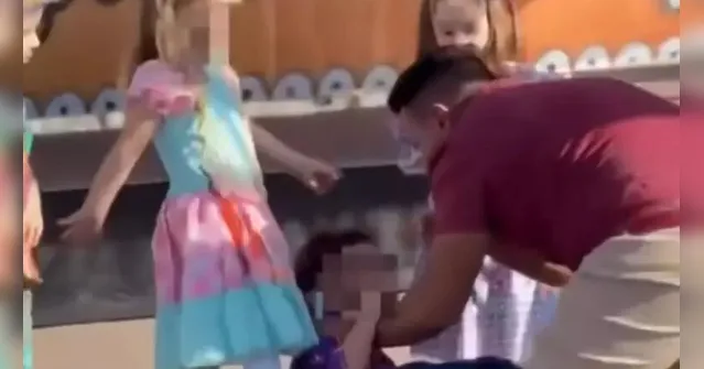Imagem ilustrativa da notícia VÍDEO: Homem agride criança de 4 anos durante festa junina em escola