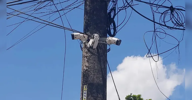 Imagem ilustrativa da notícia Facção criminosa monitorava moradores e polícia com câmeras