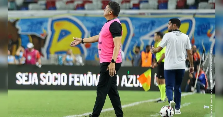 Imagem ilustrativa da notícia 'Leva a bola para casa e nós os 3 pontos', diz Claudinei Oliveira ao técnico do Remo