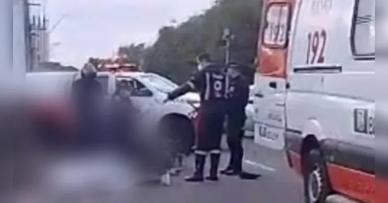 Imagem ilustrativa da notícia Mulher bate com motocicleta em poste e morre em avenida de Belém