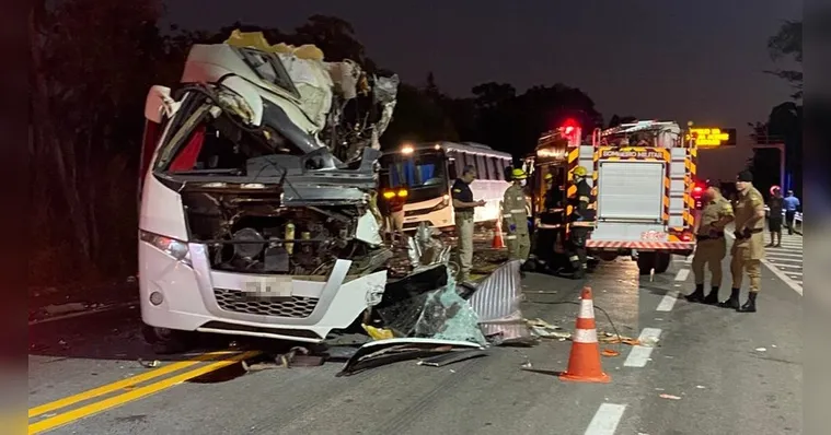 Imagem ilustrativa da notícia Veja o vídeo de como ficou o ônibus da UFPA após acidente em Goiás