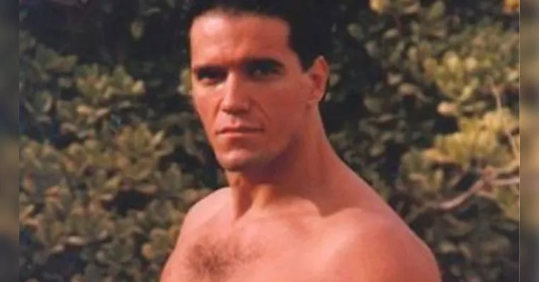 Imagem ilustrativa da notícia Ator brasileiro que trabalhou com Schwarzenegger vive nas ruas