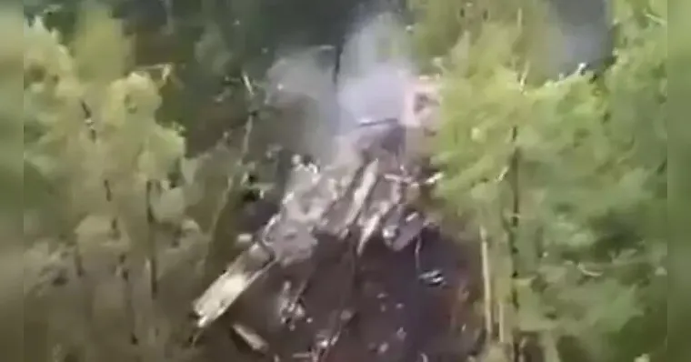 Imagem ilustrativa da notícia VEJA O VÍDEO: Avião cai e mata 49 pessoas na Rússia