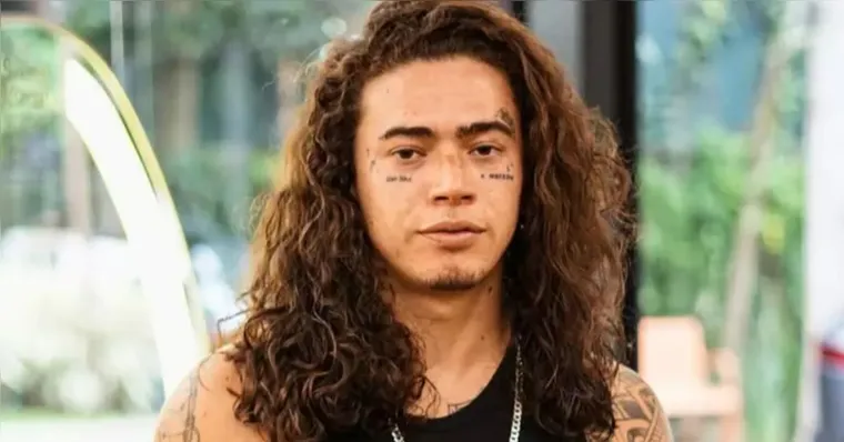 Imagem ilustrativa da notícia Veja reação de Whindersson após seguidor pedir R$ 100 mil