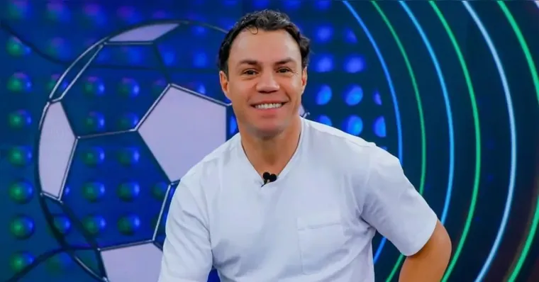 Imagem ilustrativa da notícia Justiça determina prisão de comentarista esportivo do SBT